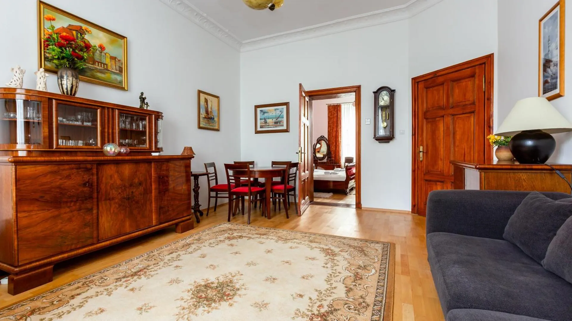 Sopot Red Apartment